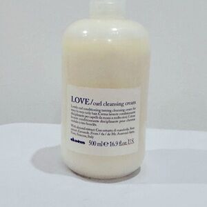 Davines Conditioner Cream and Black for Hair